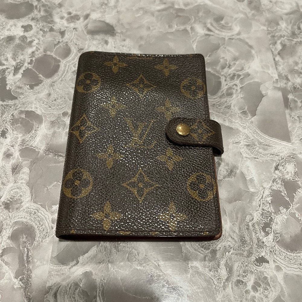 Louis Vuitton monogram agenda w 1998 refill